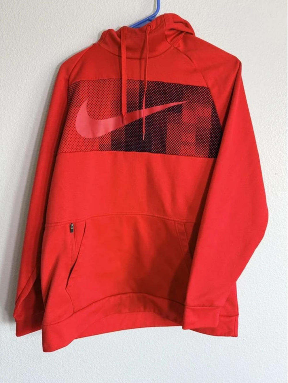 Nike Dri-FIT Pullover Hoodie Halftone Swoosh Graphic Red Size L
